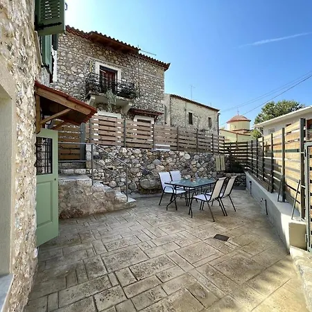 Evanthia's House Feriehus