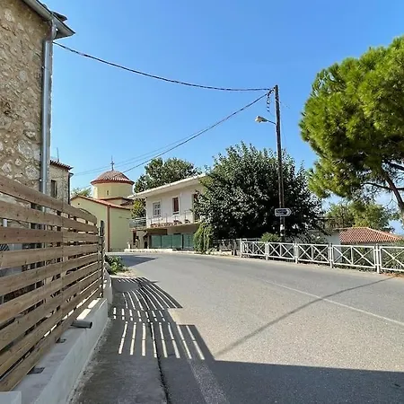 Evanthia's House Feriehus *