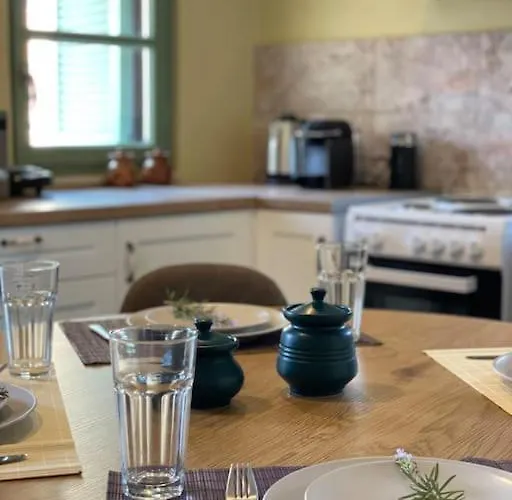 Evanthia's House Kardhamili