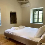 Evanthia's House